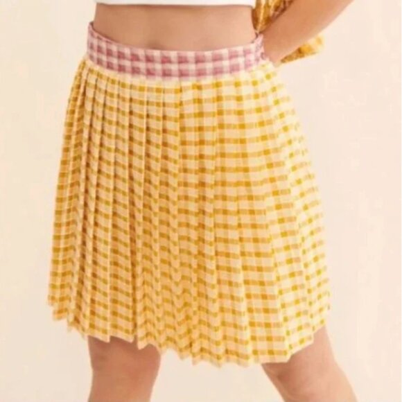 Lisa Says Gah! x Nuuly Meg Plaid Mini Skirt in Yellow 2XL - Picture 10 of 11